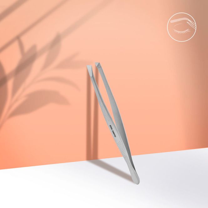 Hovedbilde Øyebryns pinsett  Classic 10 Type 3 - Bred skrå